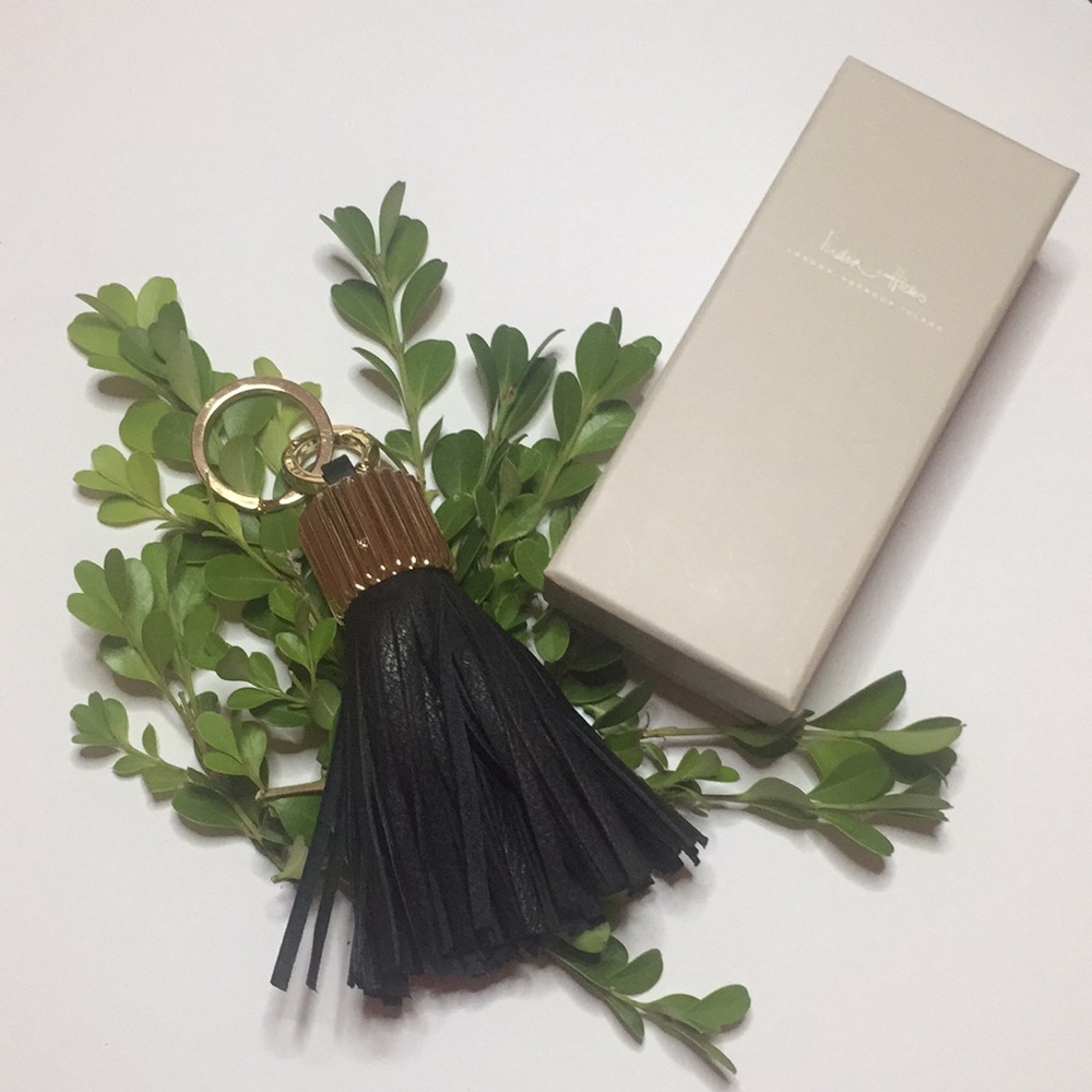 India Hicks Agra Tassel - Black